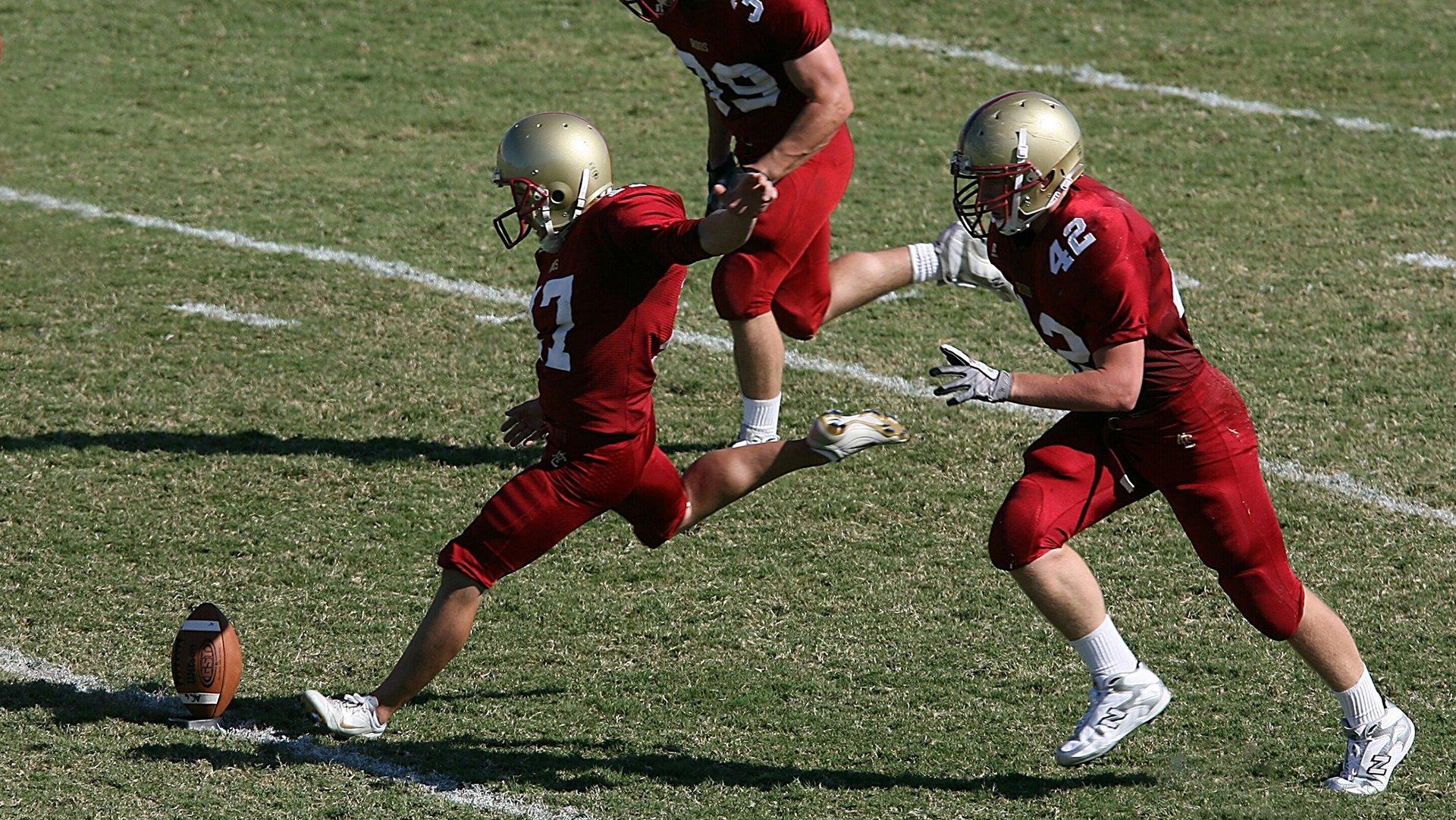 懂球帝携手咪咕英超第9轮最佳进球评选，埃泽凌空飞踢惊艳，塔韦尼耶角球破门创历史